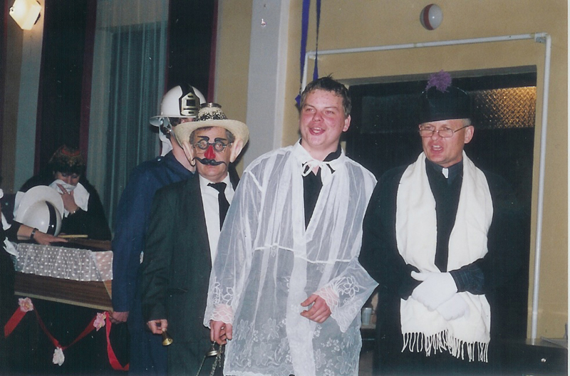 Fotogaléria Pochovávanie basy 2006 (15) Pochovávanie basy 2006